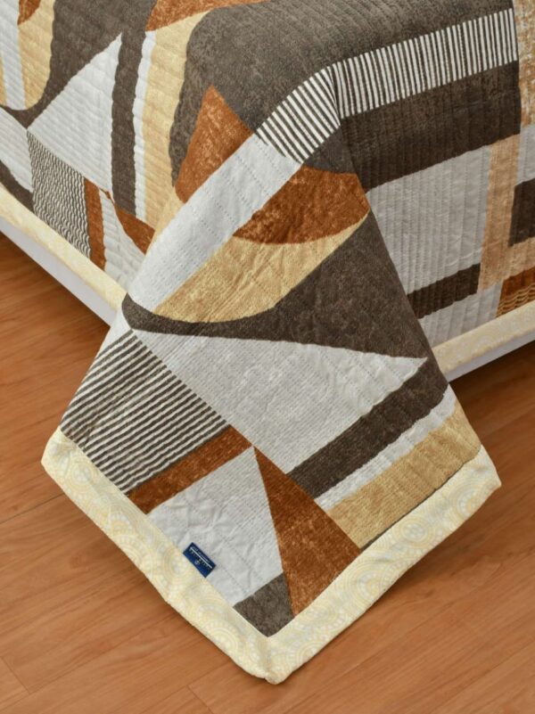 Julia Ultrasonic Quilted Reversible Bedcover