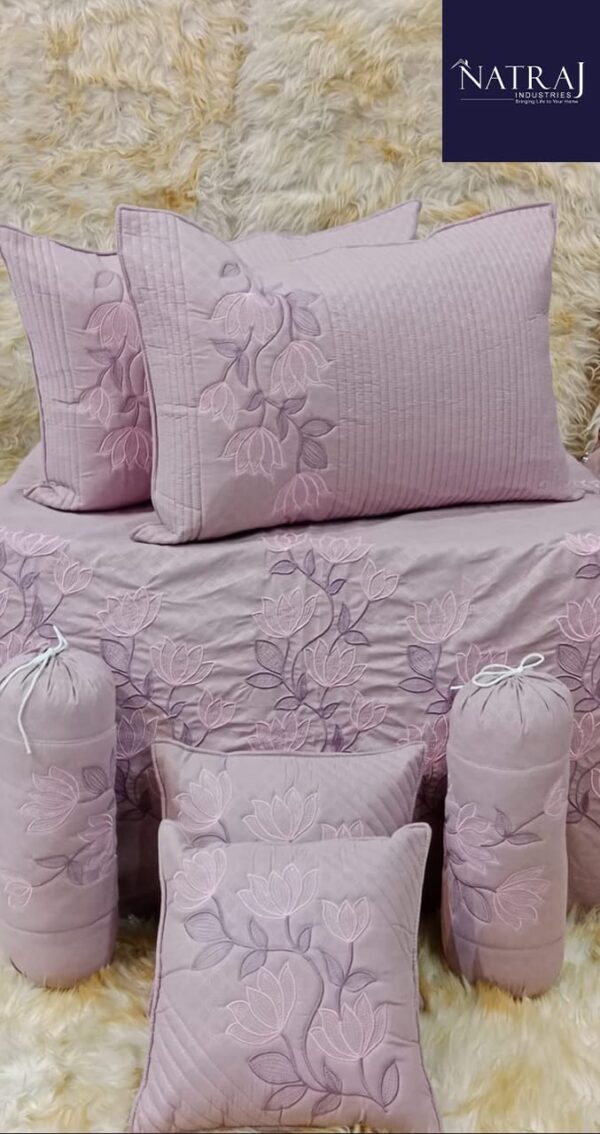 Seven Star beautiful 7pc Embroidery Bedding set