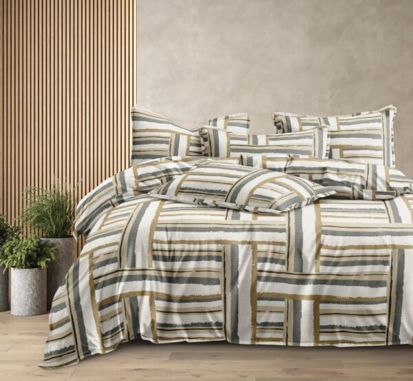 Evelyn King Series 4pc Comforter Bedding set